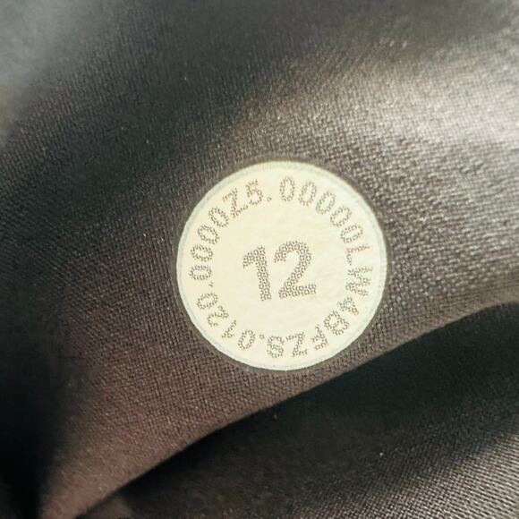 Lululemon Ladies Serene Travels Vest Black Size 12 Quilted Kimono Belted - Picture 7 of 8